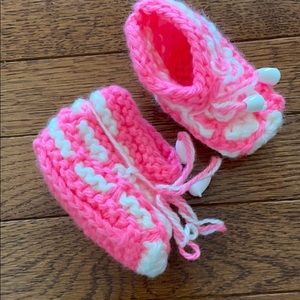 Baby knit bootie socks